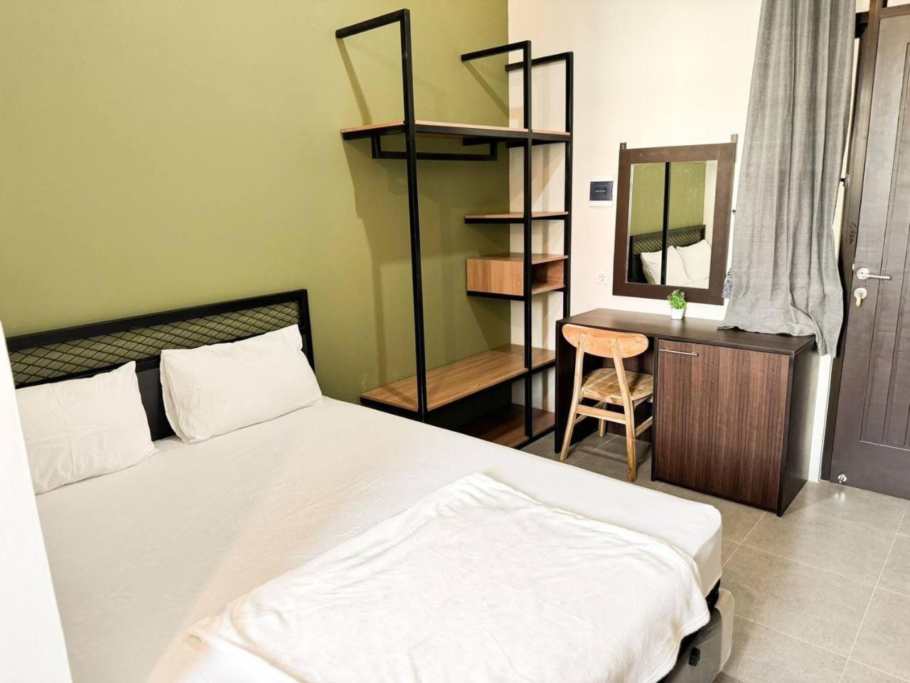 Ap Living Grand Kamala Lagoon Бекаси Екстериор снимка